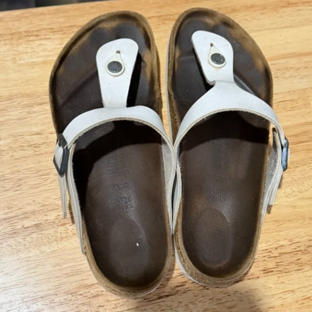 Birkenstock Gizeh Sandal - Women's Size 39 (8-8.5) White